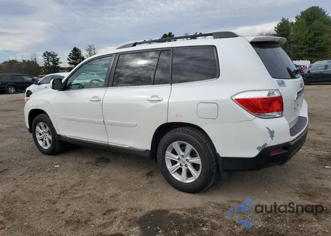 2011 Toyota Highlander Base z USA, uszkodzony, nr VIN 5TDBK3EH1BS082338